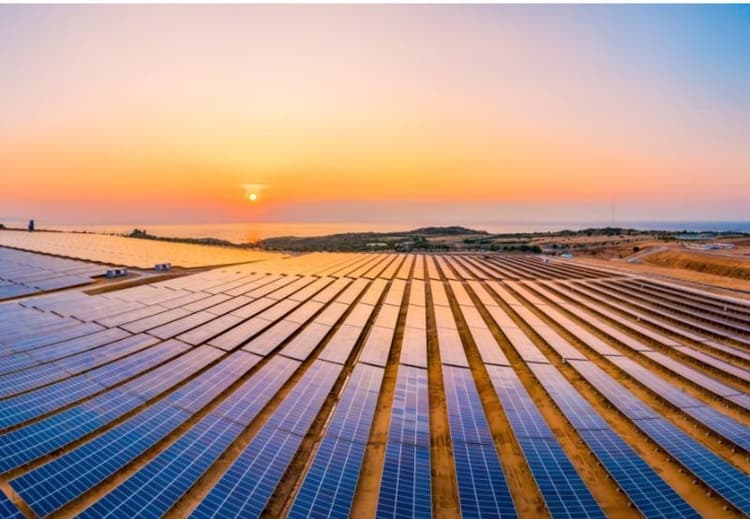 Solar Project Rajasthan Inox Green Secures O&M Order for KEC’s 625 MW Rajasthan Solar Project